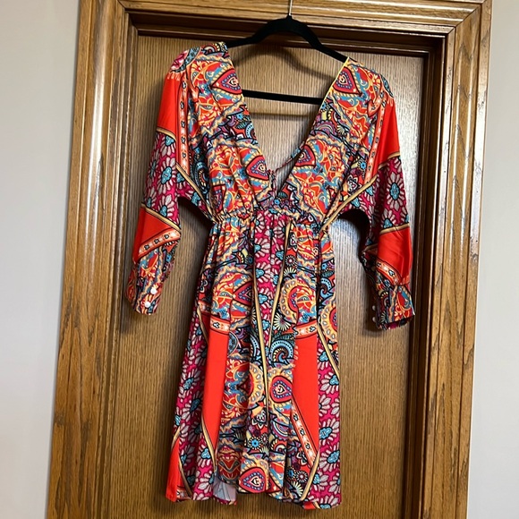 Dress - Picture 1 of 6